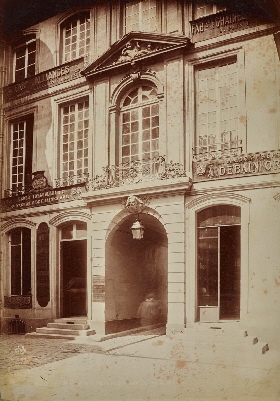 Ensemble de la façade de l'ancien Hôtel Montholon, 79, rue du Temple, Paris