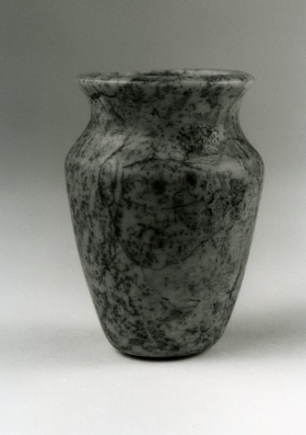 Steingefäß, Vase